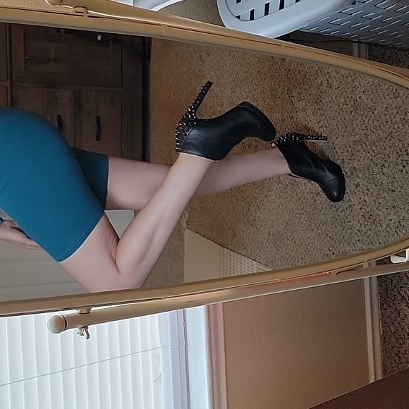 BCBGMaxAzria Black Leather Studded Ankle Bootie - Picture 8 of 8